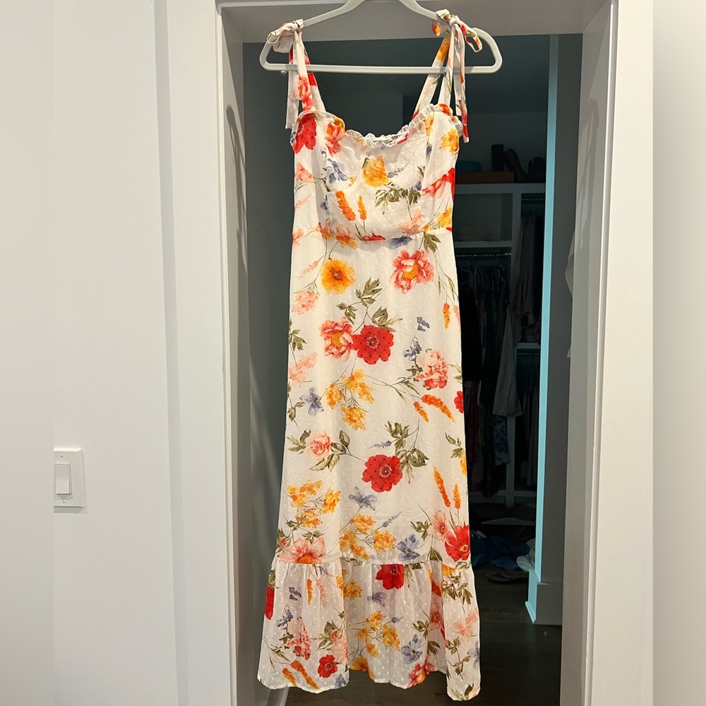 Floral maxi sundress with bow sleeves